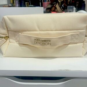 New in packaging Dolce & Gabbana perfume beauty bag.